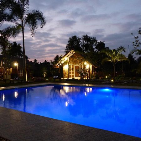 Coco Village Hotel チラウ エクステリア 写真