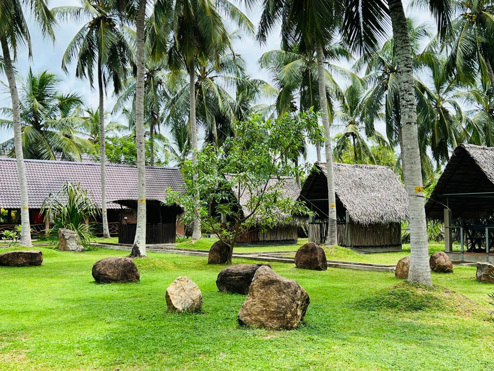 Coco Village Hotel チラウ エクステリア 写真