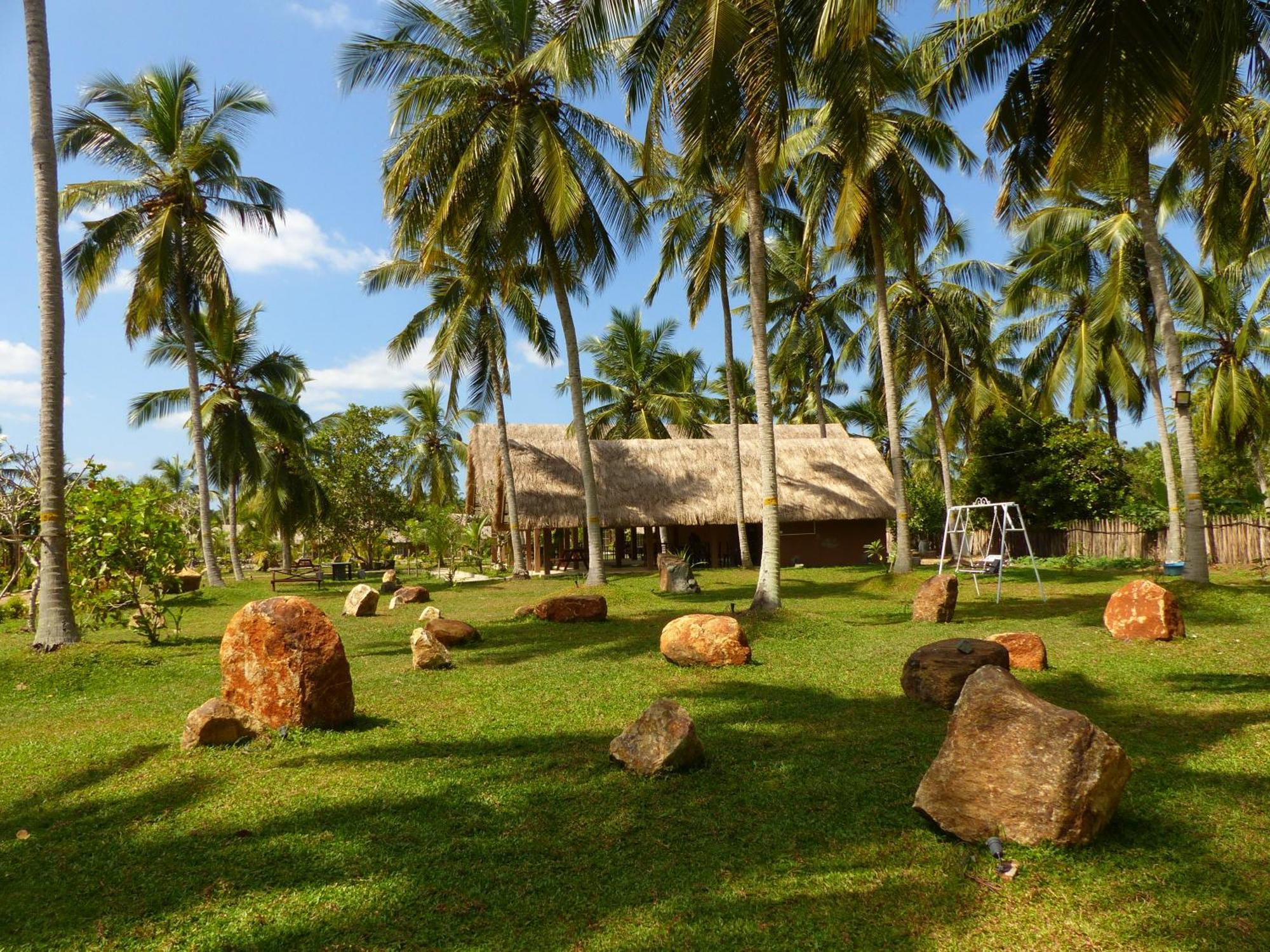 Coco Village Hotel チラウ エクステリア 写真