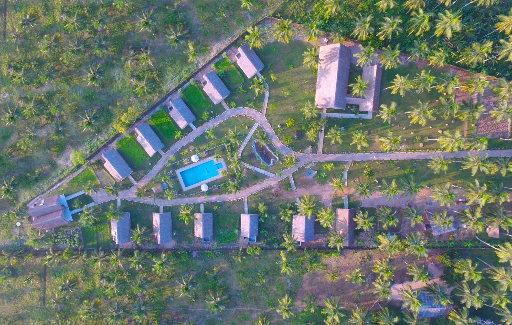 Coco Village Hotel チラウ エクステリア 写真